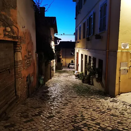 Sotto La Torre
